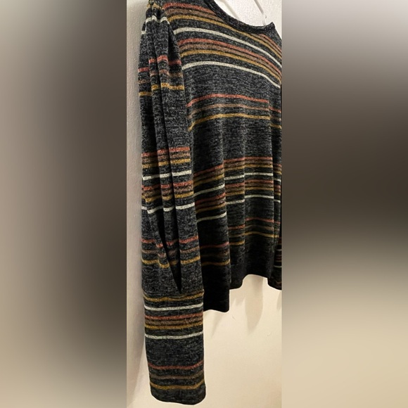 Humming Bird Striped Cardigan - Picture 3 of 7